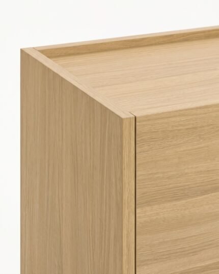 Detalj ugla korpusa na Raster TV komodi u hrastovom furniru