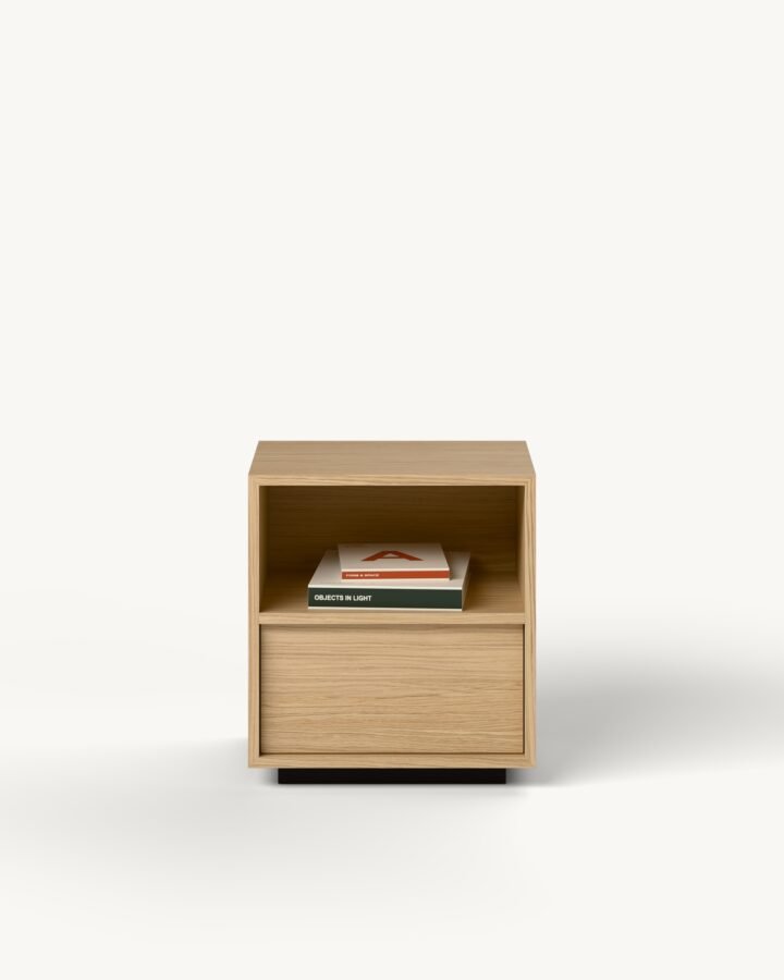 Mramo noćni stočić – hrast furnir — Katalog · Glavni