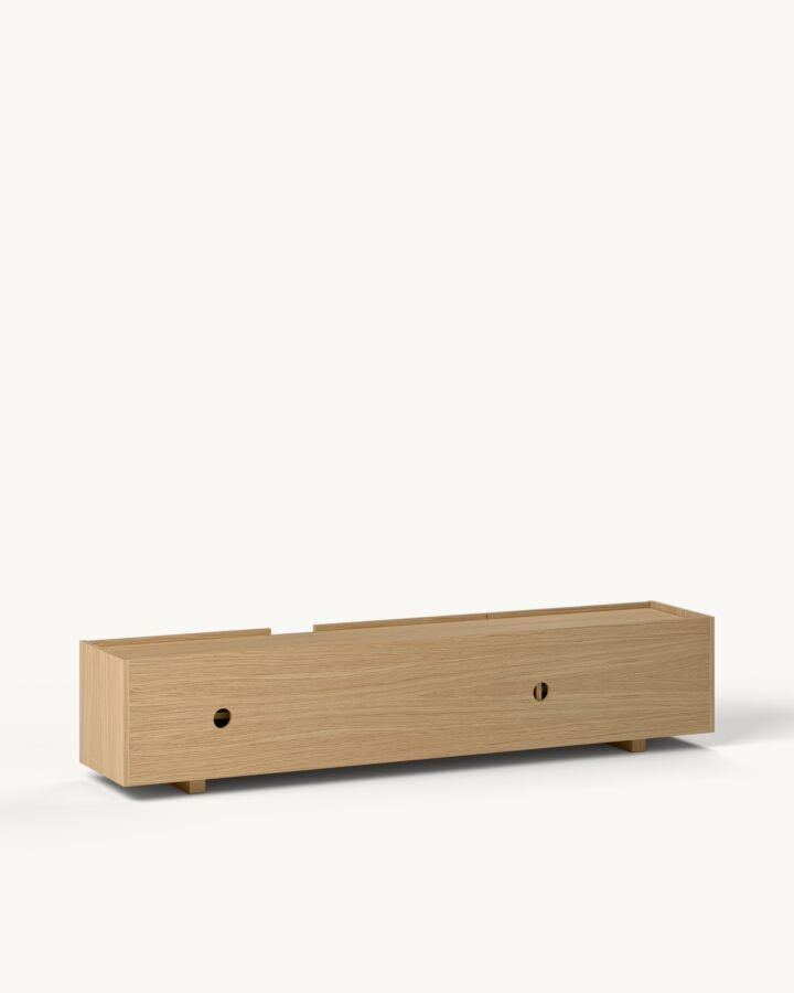 Raster TV komoda – hrast furnir — Katalog · Pozadi
